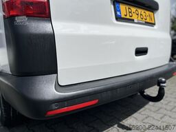 VW Transporter Kombi 2.0 TDI DSG Automaat 140 pk L...
