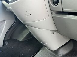 VW Transporter Kombi 2.0 TDI DSG Automaat 140 pk L...