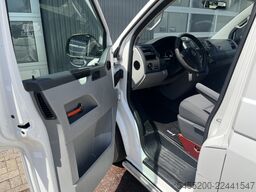 Volkswagen Transporter Kombi 2.0 TDI L1H1 9 zitplaatsen Ai...