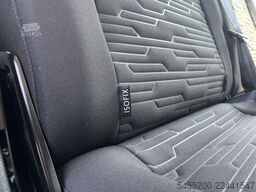 Volkswagen Transporter Kombi 2.0 TDI L1H1 9 zitplaatsen Ai...