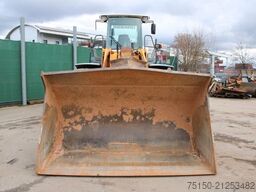 LIEBHERR L580 -  Waage - Nr.: 568