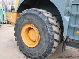 LIEBHERR L580 -  Waage - Nr.: 568