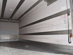 MERCEDES-BENZ Actros 2548 L 6x2 E6 GIGA Retarder neuer Motor