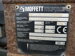 MOFFETT M4 20.4, Mitnahmestapler,3.660mm Hubhöhe, 2.0to.