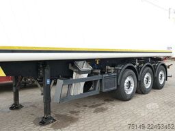 SCHMITZ CARGOBULL SKI 24 SL 9.6, Kunststoffboden, Alu, 50m³, Lift