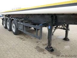 SCHMITZ CARGOBULL SKI 24 SL 9.6, Kunststoffboden, Alu, 50m³, Lift