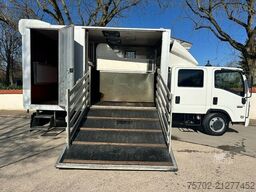 Isuzu N62.150 2 Pferde, 7 eingetragene Sitzplätze