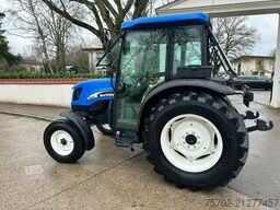 New Holland TN60 DA Schlepper