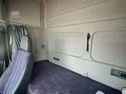 Mercedes-Benz Atego 823 4 Pferde