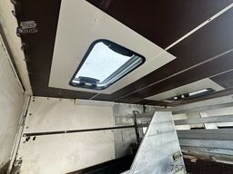 Mercedes-Benz Atego 823 4 Pferde