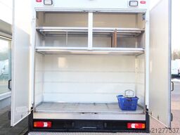 Iveco 72 C 180 Verkoopwagen, Promotion truck