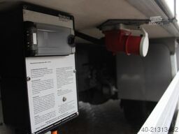 Iveco Eurocargo 140e22 + EURO 6 + LOW KM + chereau