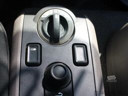 DAF LF 180 + Euro 6 + Dhollandia Lift + 12t