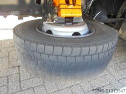 MAN TGL 8.180 + Euro 5 + Dhollandia LIFT