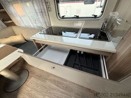 FENDT Tendenza 550 SG 1. Hand 2.000 kg TV-Halter