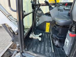 BOBCAT E26 / 2021 BJ / 2 x Löffel / 1.665 H