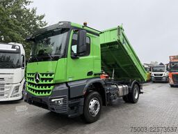 Třístranný sklápěč Mercedes-Benz Arocs 1848 K 4X2 Neuwertig