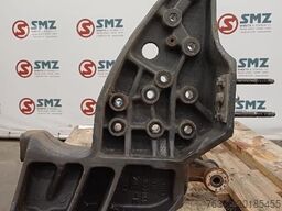 Renault Occ torsiestangmontagebeugel links Renault