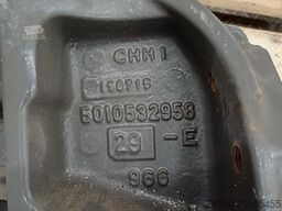 Renault Occ torsiestangmontagebeugel links Renault