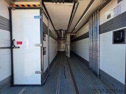 MERCEDES-BENZ Antos 1830 | Triple Verdampfer | Ladebordwand