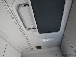 SCANIA R650 V8 8x4/4 E6 / 2020 / frame 9.7 m