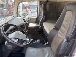 Volvo FH 540 8x2 EFFER 685 /6S + JIB 4S