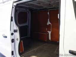 Renault Trafic 2.0 dCi 130PK EURO 6 - Airco - Navi - Cr...