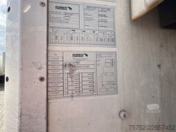 Schmitz Cargobull N/A Carrier Vector 1550 D+E 250H 265B NL Traile...
