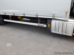 MERCEDES-BENZ 1833 LnR L-Fhs./Pritsche 7,35m/LBW 2to/Vollluftg