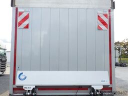 MERCEDES-BENZ 1833 LnR L-Fhs./Pritsche 7,35m/LBW 2to/Vollluftg