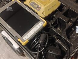 Topcon fc 5000 and hiper sr w/charger, case and pole