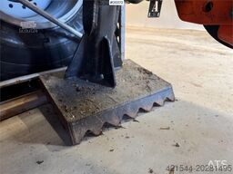 WoodCracker CS610 Trap aggregate w/ S60 attachment