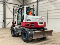 Takeuchi TB 295 W rototilt