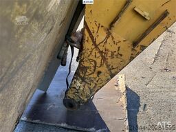 Liebherr A934C