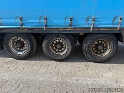 Krone Curtainsider / Planenauflieger