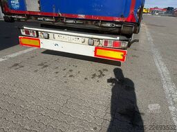 Krone Curtainsider / Planenauflieger