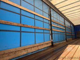 Krone Curtainsider / Planenauflieger