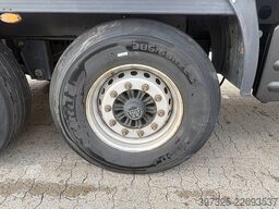 Kässbohrer Curtainsider / Planenauflieger