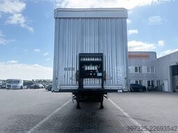 Kässbohrer Curtainsider / Planenauflieger