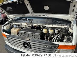 MERCEDES-BENZ Vario 818D Diffsperre/Klima/Standh/Luftfed Euro4