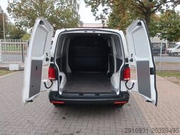 VOLKSWAGEN T6.1 lang / 1. Hand / PDC / Klima / FN: 220
