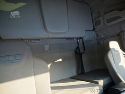 Iveco Stralis 460 E6 tractor unit/ Sleeper cab