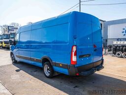 RENAULT MASTER 2.3 DCI - double montage pneus