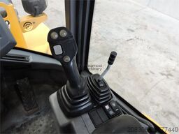 VOLVO L35G Automatic Greasing