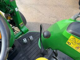 John Deere 4520 Allrad Frontlader Pferdehof Golfplatz