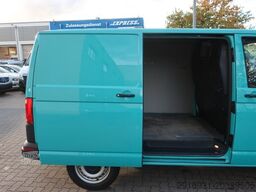 VOLKSWAGEN T6 Transporter Kasten / 1. Hand / FN: 110