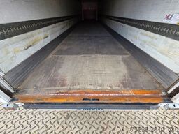 KRONE SE / Rolltor TRIDEC / Zwangslenkung