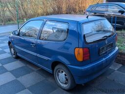 VW Polo Basis