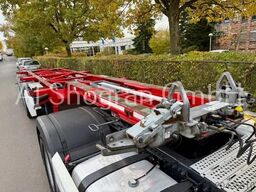 Van Hool Container Chassis 20´2x 20 `30`40`45 / 3x Achsen