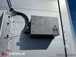 SCHMITZ CARGOBULL SCS Tautliner mit LBW / Ladebordwand Bär 2t